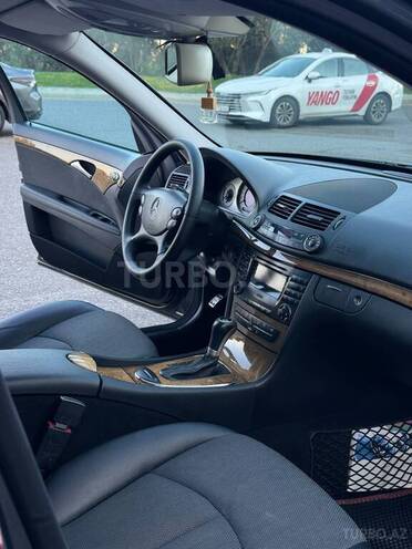Mercedes E 200 2008, 260,000 km - 1.8 l - Bakı
