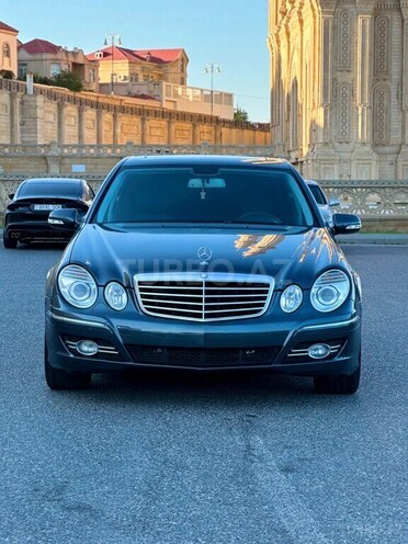 Mercedes E 200 2008, 260,000 km - 1.8 l - Bakı