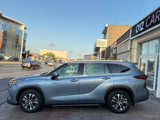 Toyota Highlander 2022, 100,010 km - 2.5 l - Bakı