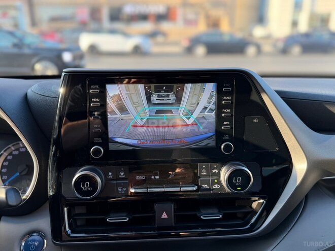 Toyota Highlander 2022, 100,010 km - 2.5 l - Bakı
