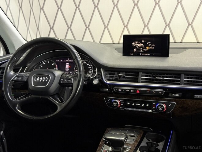 Audi Q7 2017, 177,000 km - 3.0 л - Bakı