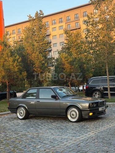 BMW 325 1988, 260,000 km - 2.5 l - Bakı