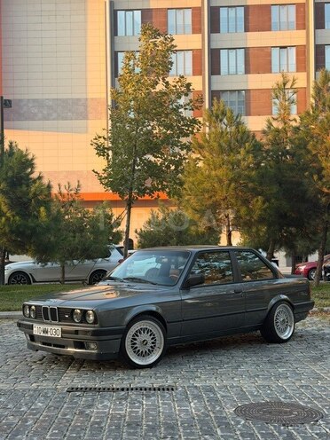 BMW 325 1988, 260,000 km - 2.5 l - Bakı