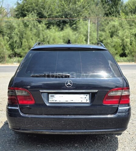 Mercedes E 220 2005, 249,000 km - 2.2 l - Ağcabədi