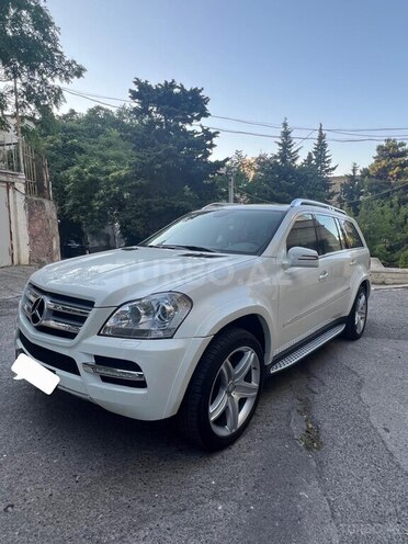 Mercedes GL 500 4MATIC 2011, 50,000 km - 5.5 l - Bakı