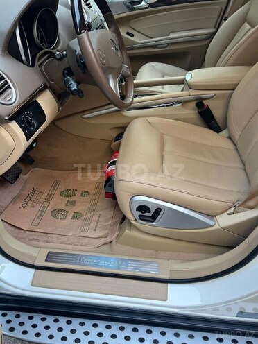 Mercedes GL 500 4MATIC 2011, 50,000 km - 5.5 l - Bakı