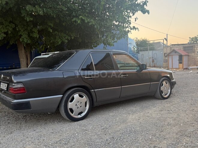 Mercedes E 300 1993, 350,000 km - 3.0 л - Bakı