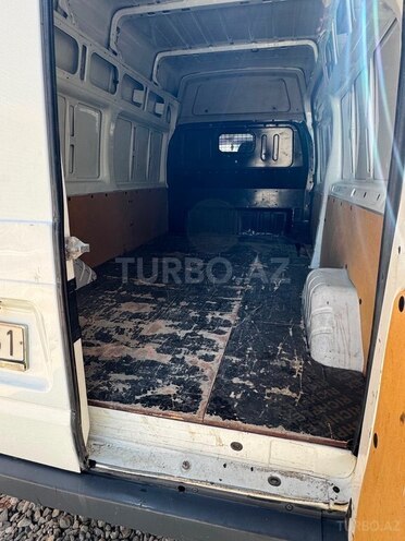 Ford Transit 2011, 231,000 km - 2.2 л - Quba