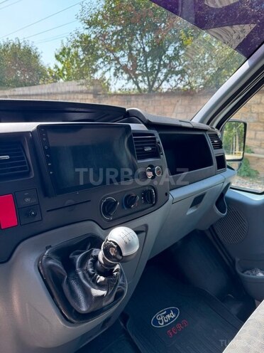 Ford Transit 2011, 231,000 km - 2.2 л - Quba