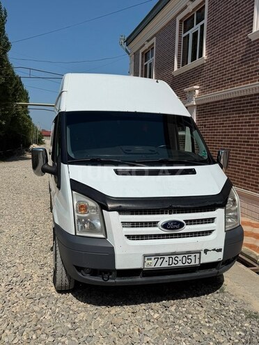 Ford Transit 2011, 231,000 km - 2.2 л - Quba