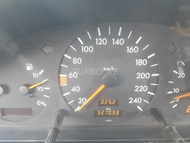 Mercedes C 200 1994, 327,098 km - 2.0 л - Bakı
