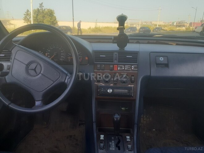Mercedes C 200 1994, 327,098 km - 2.0 л - Bakı