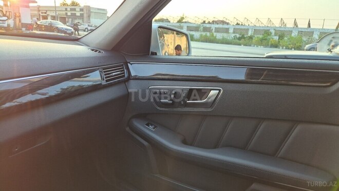 Mercedes E 220 2013, 238,000 km - 2.1 л - Bakı