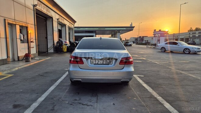 Mercedes E 220 2013, 238,000 km - 2.1 л - Bakı