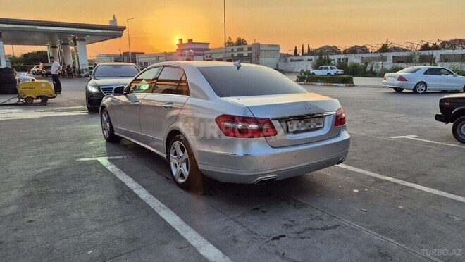 Mercedes E 220 2013, 238,000 km - 2.1 л - Bakı