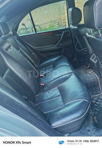 Mercedes E 280 4MATIC 2001, 549,000 km - 2.8 l - Ucar