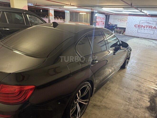 BMW M5 2013, 94,800 km - 4.4 л - Bakı