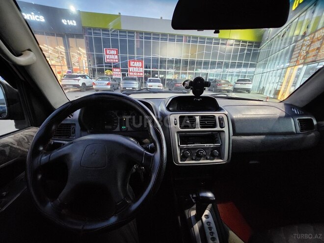 Mitsubishi Pajero io 1999, 328,000 km - 1.8 l - Bakı