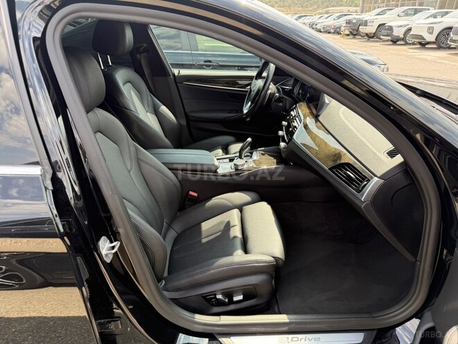 BMW 530e 2019, 111,000 km - 2.0 л - Bakı