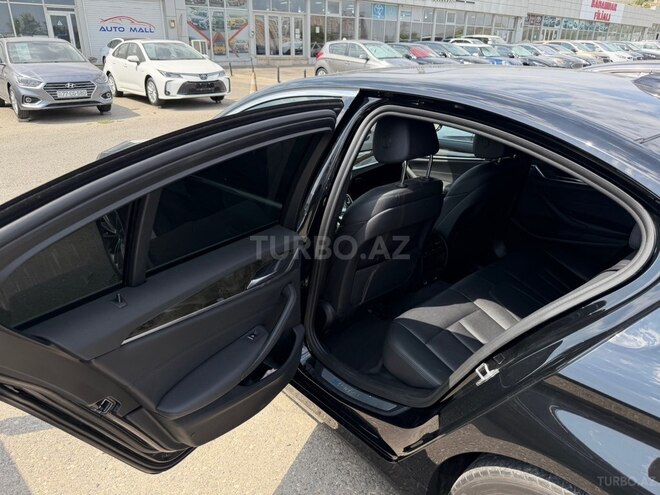 BMW 530e 2019, 111,000 km - 2.0 л - Bakı