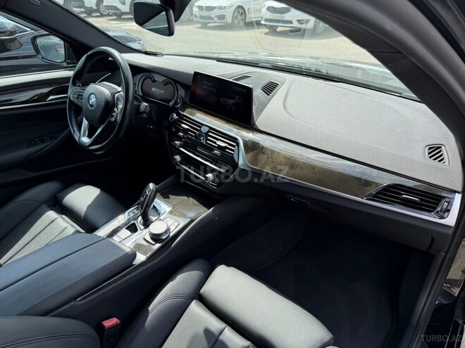 BMW 530e 2019, 111,000 km - 2.0 л - Bakı