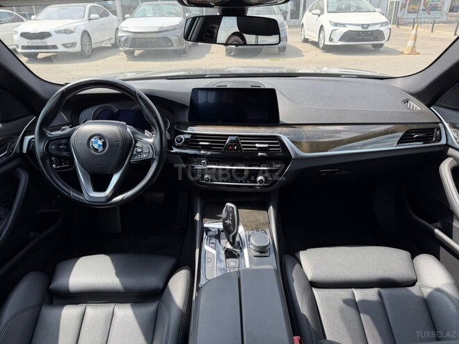 BMW 530e 2019, 111,000 km - 2.0 л - Bakı