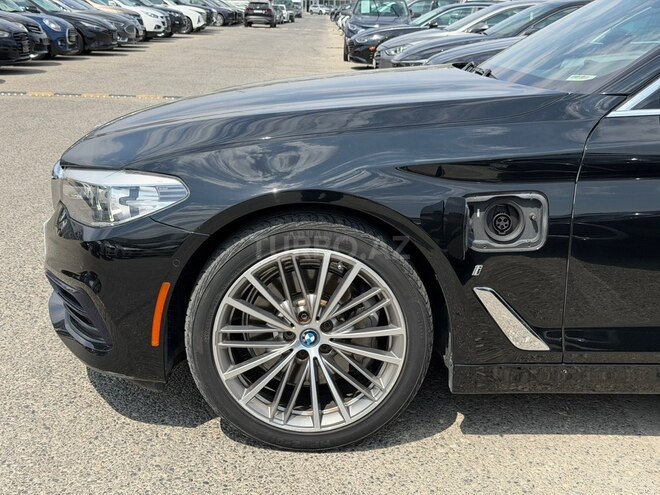 BMW 530e 2019, 111,000 km - 2.0 л - Bakı
