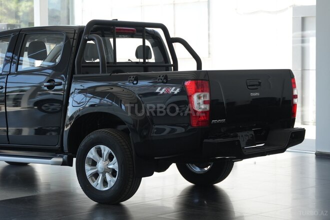 Isuzu  2026, 0 km - 2.5 l - Bakı