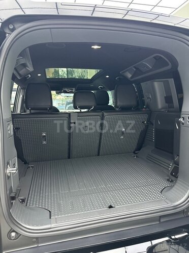 Land Rover Defender 2025, 7,700 km - 3.0 l - Bakı