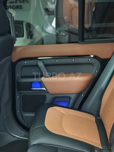 Land Rover Defender 2025, 7,700 km - 3.0 l - Bakı