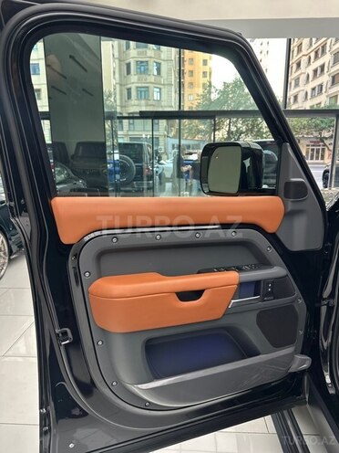 Land Rover Defender 2025, 7,700 km - 3.0 l - Bakı