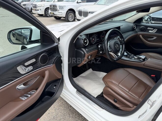 Mercedes E 220 d 2017, 176,000 km - 2.0 л - Bakı