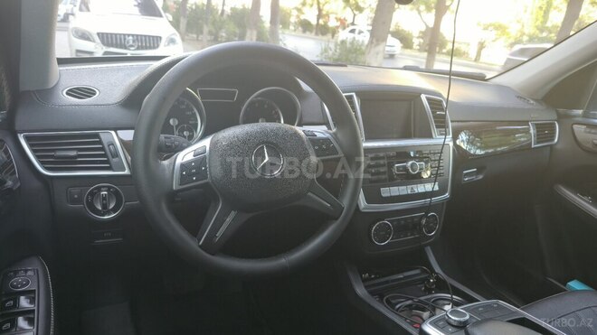 Mercedes GL 450 4MATIC 2014, 233,000 km - 3.0 l - Bakı