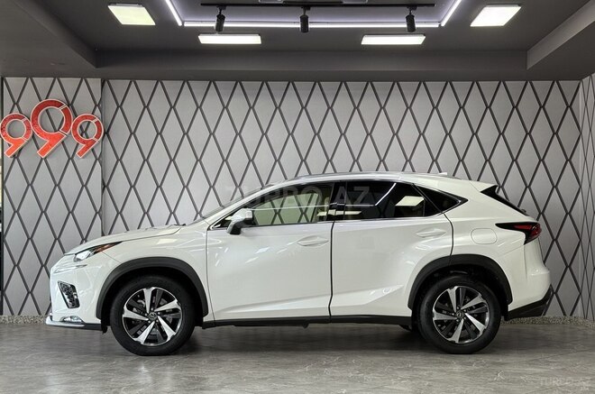 Lexus NX 300 2018, 96,000 km - 2.0 l - Bakı