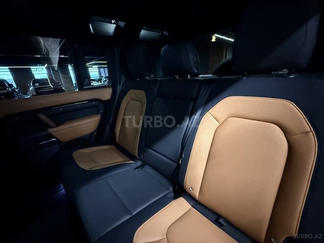 Land Rover Defender 2023, 18,000 km - 3.0 л - Bakı