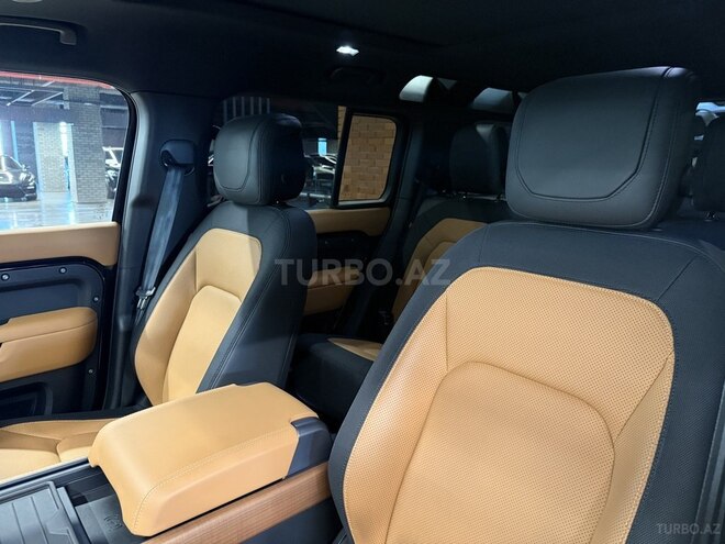 Land Rover Defender 2023, 18,000 km - 3.0 л - Bakı