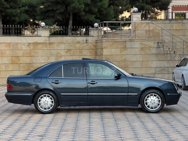 Mercedes E 270 2000, 319,000 km - 2.7 l - Gəncə