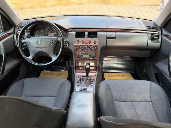 Mercedes E 270 2000, 319,000 km - 2.7 l - Gəncə