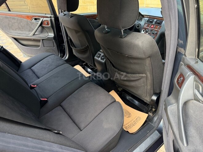 Mercedes E 270 2000, 319,000 km - 2.7 l - Gəncə