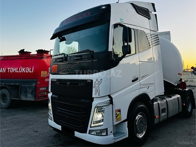 Volvo FH 500 2016, 848,000 km - 13.0 l - Bakı