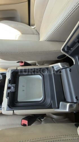 Land Rover Discovery 2015, 233,300 km - 3.0 l - Bakı