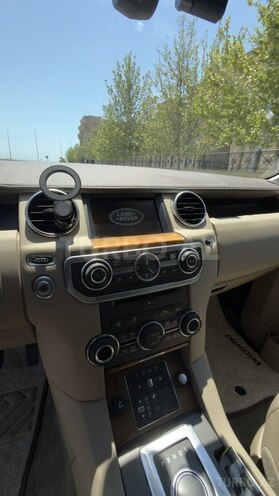 Land Rover Discovery 2015, 233,300 km - 3.0 l - Bakı