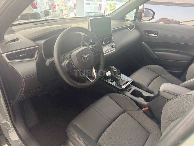 Toyota Corolla Cross 2026, 0 km - 2.0 л - Bakı