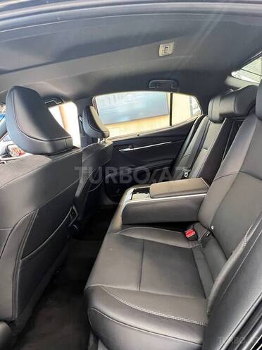 Toyota Camry 2026, 0 km - 2.5 l - Bakı