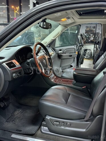 Cadillac Escalade 2008, 217,000 km - 6.2 l - Sumqayıt