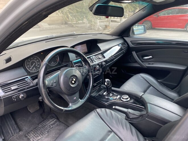BMW 525 2008, 258,000 km - 2.5 л - Bakı