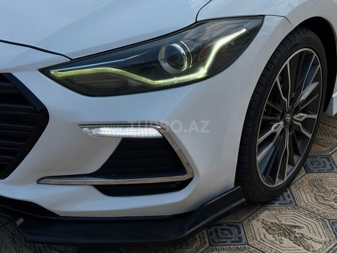 Hyundai Elantra 2018, 81,000 km - 1.6 л - Gəncə
