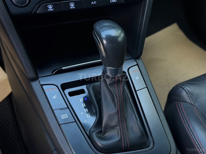 Hyundai Elantra 2018, 81,000 km - 1.6 л - Gəncə