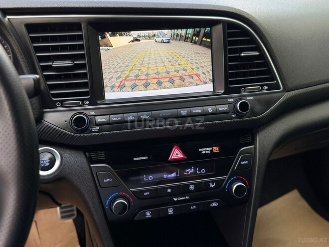 Hyundai Elantra 2018, 81,000 km - 1.6 л - Gəncə