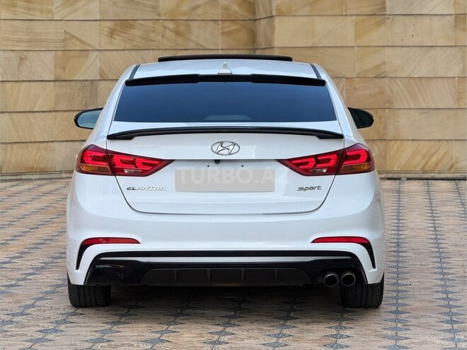 Hyundai Elantra 2018, 81,000 km - 1.6 л - Gəncə
